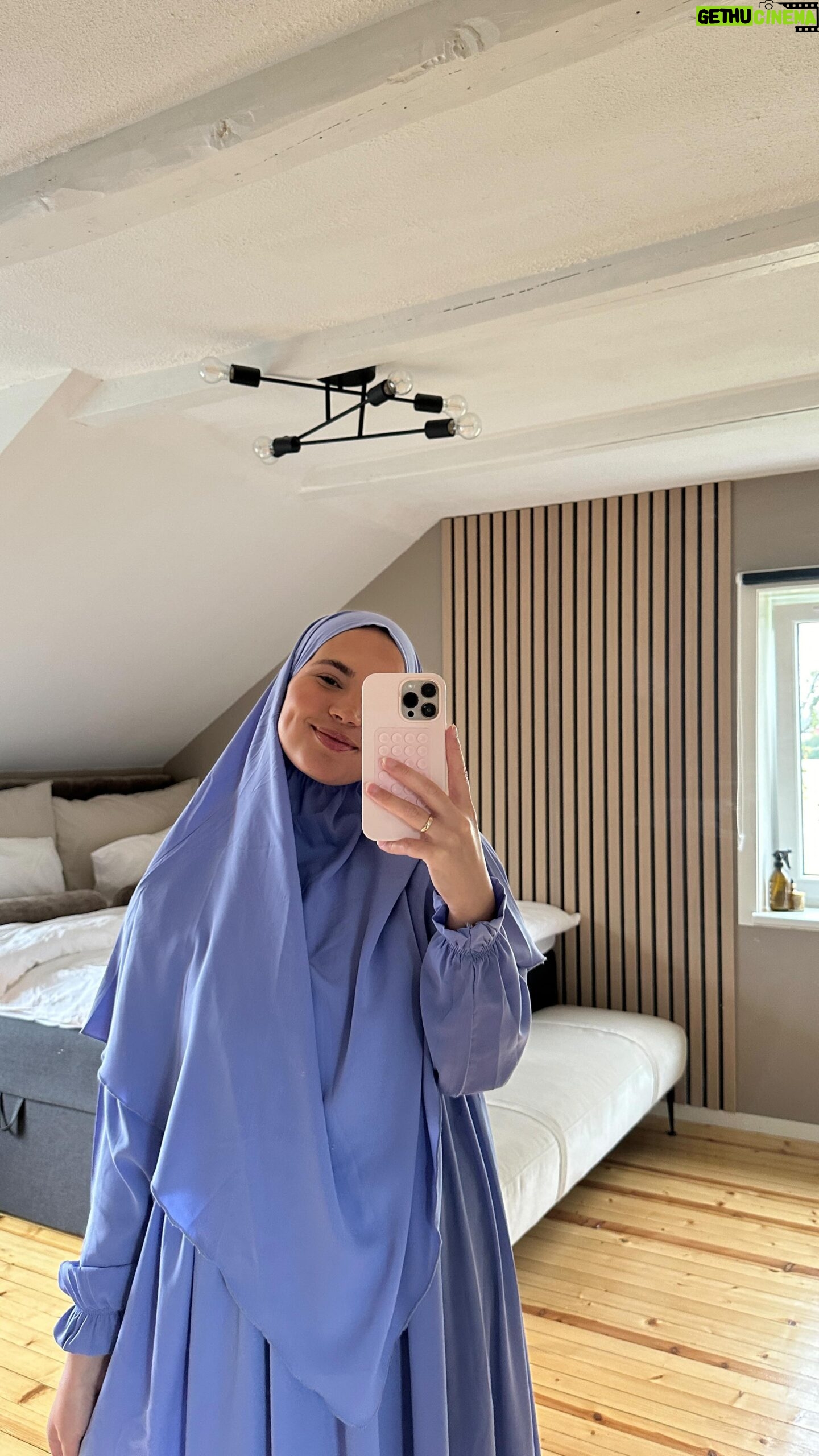 Iman Meskini - 11.2K Likes - In a world that often pulls us in different directions, keeping Islam alive in the home ensures that our hearts remain anchored in what truly matters š¤²š½š«¶š½
When Islam is central in the home, it becomes a source of strength that sustains us through trials and triumphs. It reminds us of our purpose, that every action, no matter how small, is an opportunity for worship and a means of drawing closer to Allah š”
It encourages us to live with intention, to show kindness, patience, and empathy to those around us, which are all important values I have learned from our beautiful religion š±