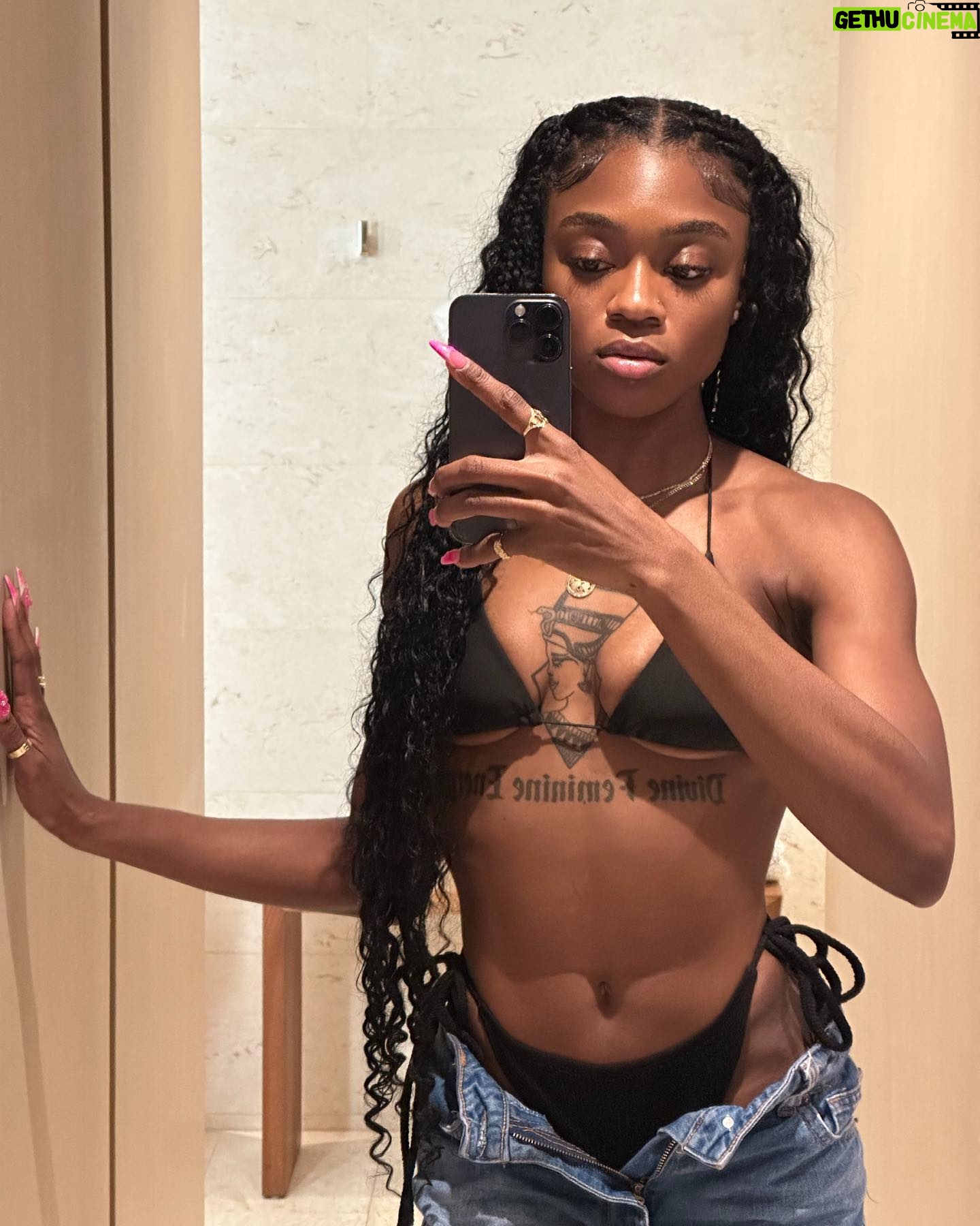 Imani Lewis - 22.9K Likes - FREE🦋