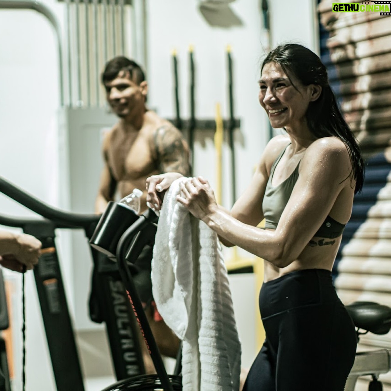 Irene Aldana - 11.4K Likes - Sudados y contentos 😊💦
@sianya___film 📷
#ufc #nocheufc #vegas #mma #sweat #happy #sweatty #cardio