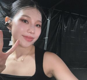 Isak Woo Instagram - @ivestarship ✨💚
SHOW WHAT I HAVE ENCORE

Director @_simeez 

Dancers
@soltuff 
@jena__sha 
@jihyunlim_ 
@_gyeongjin 
@swanlee___ 
@leeplay_bbz 
@itsmia_bestmiaever 
@isakkk_woo 

@eeseooes 사랑둥이😝💚

너무너무 고생많으셨고 행복했고 즐거웠습니다!!!!
다들 보고싶을꺼에요🥰🫶🏻 팀 성맥 I love you so much