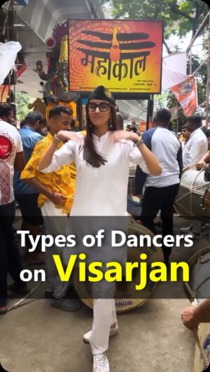 Ishita Arun Instagram - visarjan 😳
next dance india dance audition 😍
.
.
@vishalpandey_21 
.
.
.
.
.
.
.
.
.
.
.
.
.
.
.
.
.
.
.
.
.
.
.
.
.
.
.
.
.
#lord #ganesh #lordganesh #ganeshchaturthi #dance #funnydance #relateable #marathimeme #mumbai #mumbaikar #explorepage #reelindia #reelkarofeelkaro #reelitfeelit #reelsinstagram #funnyreels #fyp #visarjan #lalbaughcharaja #ishittaarun