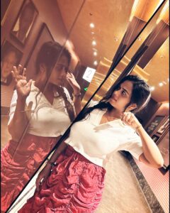 Actress Ishwarya Ravichandran HD Photos and Wallpapers August 2024