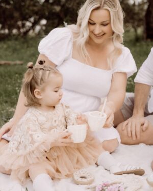 Jade Mead Instagram - Family ❤️

@realryanmead 
@marli.and.lottie 
@lauren_anne_photography 
@beforeeverkids 

#family #familyphotoshoot #perth #perthfamilies #perthsmums #perthmumsandbubs