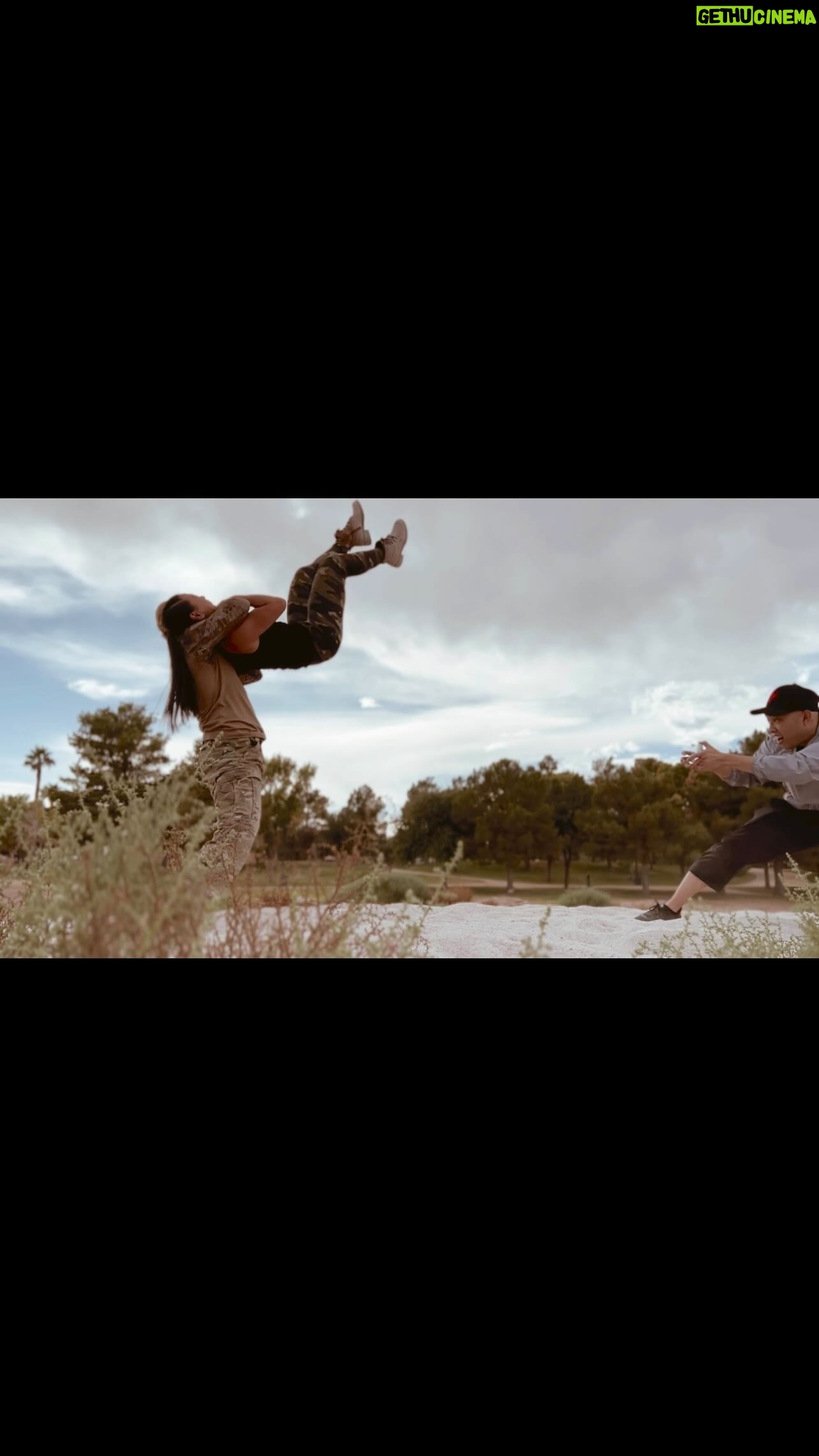 Jade Xu - 1.1K Likes - 1st Day Of Fall 🍂💥
#bts #makingof 🎬 #sandstorm
@jadexuofficial VS @davidtorok_official
Camera:
@will.w.chen
Action Design:
@davidtorok_official
@wuway_action
#wuway #action #design #davidtorok #jadexu #kungfu #autumn #fall #fight #stunts #choreography #anime #style #martialarts #fightscene #marvel #mcu #blackwidow #shangchi #couplegoals