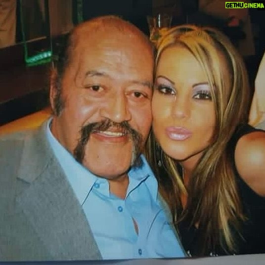 Jamie Szantyr - 6K Likes - It was a beautiful weekend of services with the Anoaβi family and close friends celebrating the life and legacy of Pops, best known as Afa the Wild Samoan.
This entire family means the world to me and I cherish them all so much.
I love you Pops, and will always remember how much you have helped me in my wrestling career. I still canβt believe your gone, but your legacy will live on forever.
Rest easy. ππΌποΈ