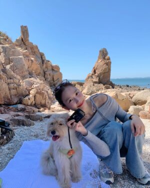 Jang Hui-ryeong Instagram - 순이랑 첫 바다🌊