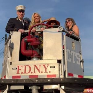 Janice Dean Instagram - We had a wonderful time last night at @FDNY foundation dinner at Randall’s Island celebrating our bravest and all those who support them. Thanks to @FoxNews for sponsoring a table. 🇺🇸
