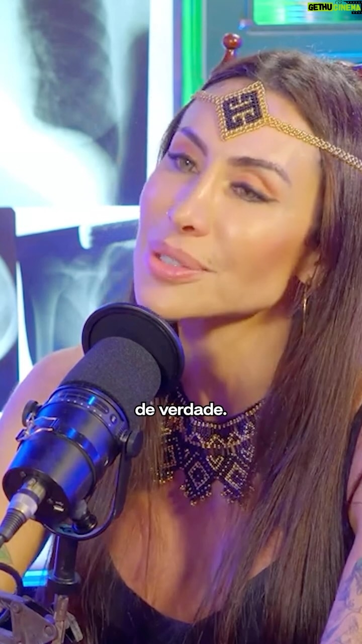 Jaque Khury - 25.3K Likes - Sobre a SOLITUDE . O autoconhecimento é muito importante. Mas não basta só saber. Tem que sentir
#hauxhaux #paranormalexperience #medicinasdafloresta #ayahuasca #expansaodeconsciencia #solitude #amorproprio #alma