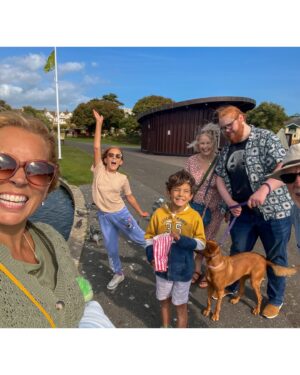 Jasmine Harman Instagram - August: you flew past but left us with some lovely memories 🧡☀️
A visit to the Algarve, Portugal with friends was a much needed rest. 🫶🏼 A holiday in the UK visiting family and some of our besties was a surprise: I couldn’t believe how much I enjoyed it (even the rain and hailstones)! Living overseas puts a totally different perspective on a holiday in the UK. 
Plus a quick work trip to Cyprus to revisit some of my previous Househunters was the cherry on the cake. 🍰 

#August #Family #familyholiday