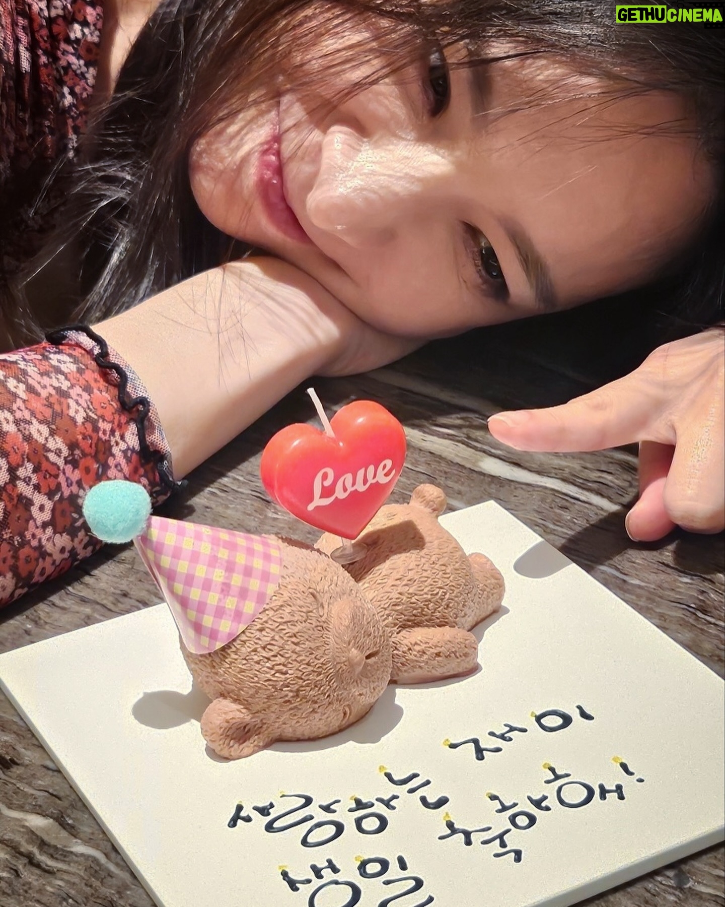 Jei - 3K Likes - 생일인 것도 까묵고 있었음🥹
너무나 많은 분들이 축하해주셔서
햅삐한 생일이었습니다💋
#HBD #재이