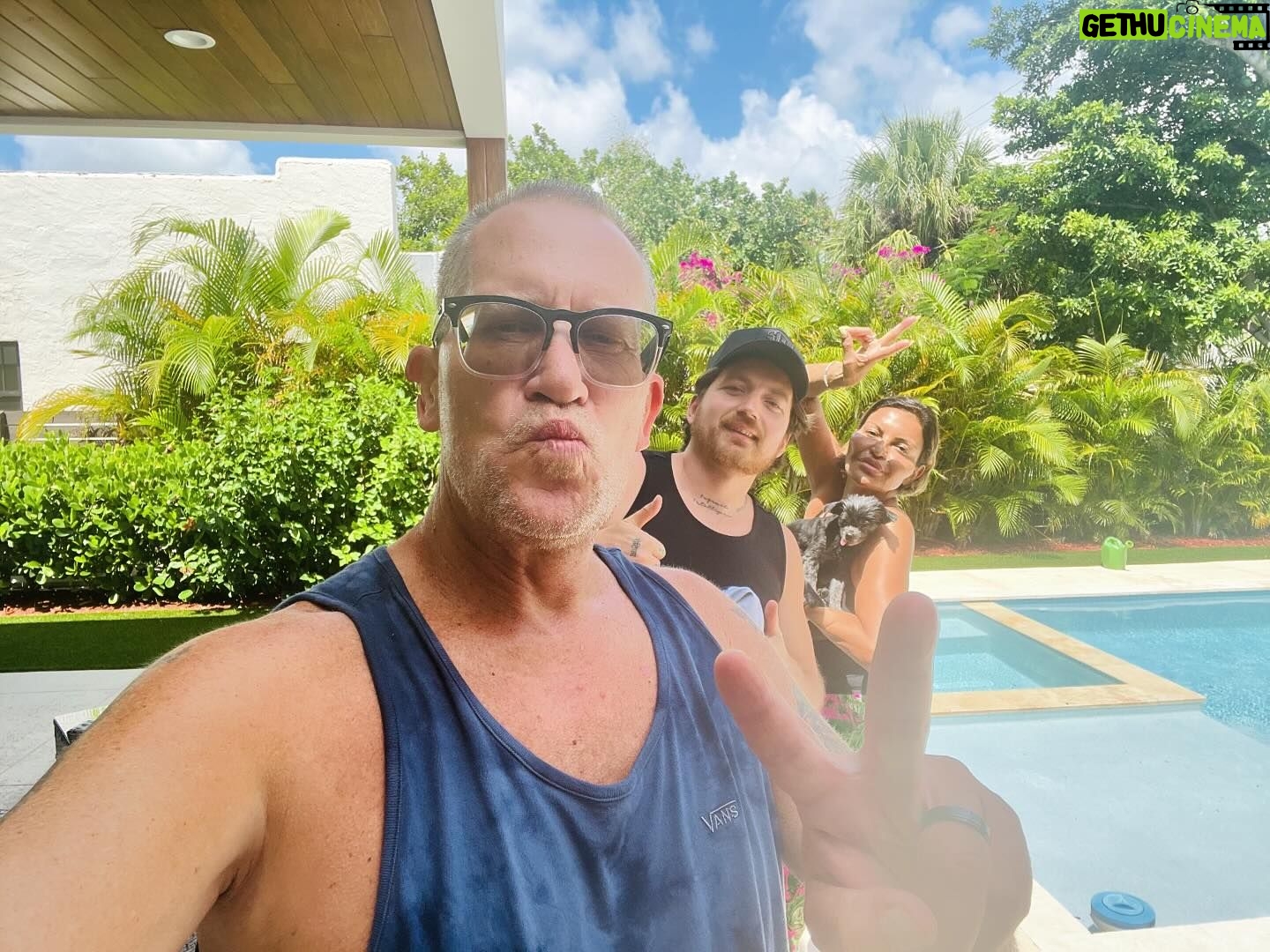 Jennifer Gimenez - 6.6K Likes - Good to hang with our brother @abbyroberge ‼️
Glad you and your wife are in florida. Stoked to be doing some work together with @jennifergimenez and @timryandopeman 🤙💯
#TimJenn #DopeToHope #InterventionsWork #SoberCompanion #LivingTheDream #SuperModel #Actor #Comedian #Podcast