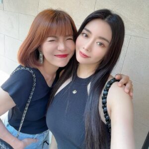Actress Jenny Cheng HD Instagram Photos and Wallpapers September 2024