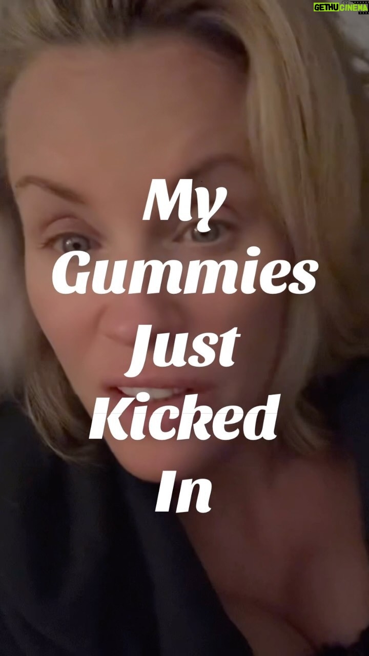 Jenny McCarthy-Wahlberg | Gethu Cinema