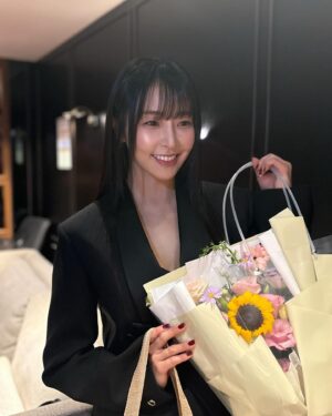 Jeong Yu-mi Instagram - Yesterday&Tomorrow.