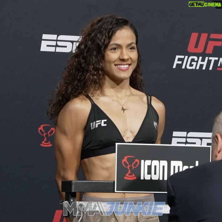 Jéssica Andrade - 5.3K Likes - Former UFC champ Jessica Andrade makes weight for her women’s record 28th octagon appearance at #UFCVegas97.
Natalia Silva was also on point as she look to make is 6-0 in the UFC. ✅