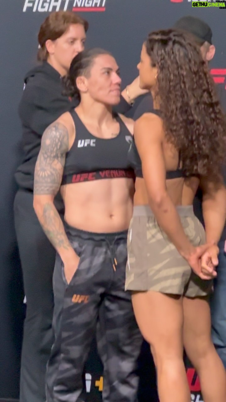 Jéssica Andrade - 2.9K Likes - ENCARADA FEITA! Natalia Silva e Jessica Bate-Estaca #ufcvegas97
