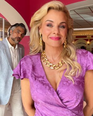 Jessica Collins Instagram - SEASON 4 IS HAPPENING!!! And it’s all because of YOU!!! Thank you to THE GREATEST FANS EVER and thank you @appletv and @lionsgatetv for letting us bring more Acapulco into the world! Beyond excited to reunite soon with all these gorgeous humans! ❤️🇲🇽🏩
#AcapulcoTV