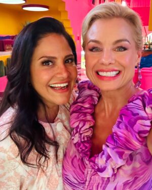 Jessica Collins Instagram - SEASON 4 IS HAPPENING!!! And it’s all because of YOU!!! Thank you to THE GREATEST FANS EVER and thank you @appletv and @lionsgatetv for letting us bring more Acapulco into the world! Beyond excited to reunite soon with all these gorgeous humans! ❤️🇲🇽🏩
#AcapulcoTV