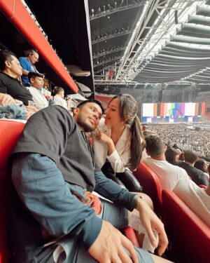 Jessica Mila Instagram - Happy birthday sayang @yakuphasibuan ! Thank you for being an amazing husband, my fav travel buddy, dance partner, and a wonderful dad for Kyarra. Life has been so fun with you in it. Here’s to more happy moments and amazing memories with you and Kyarra. Wishing you a year as wonderful as you are 🤍