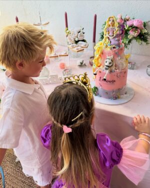 Jessica Thivenin Instagram - Happy Birthday LEEWANE . 3 ans de notre princesse 🎈🎂♥️