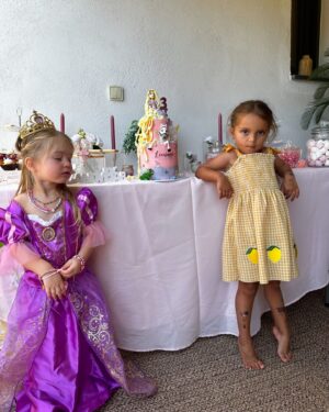 Jessica Thivenin Instagram - Happy Birthday LEEWANE . 3 ans de notre princesse 🎈🎂♥️