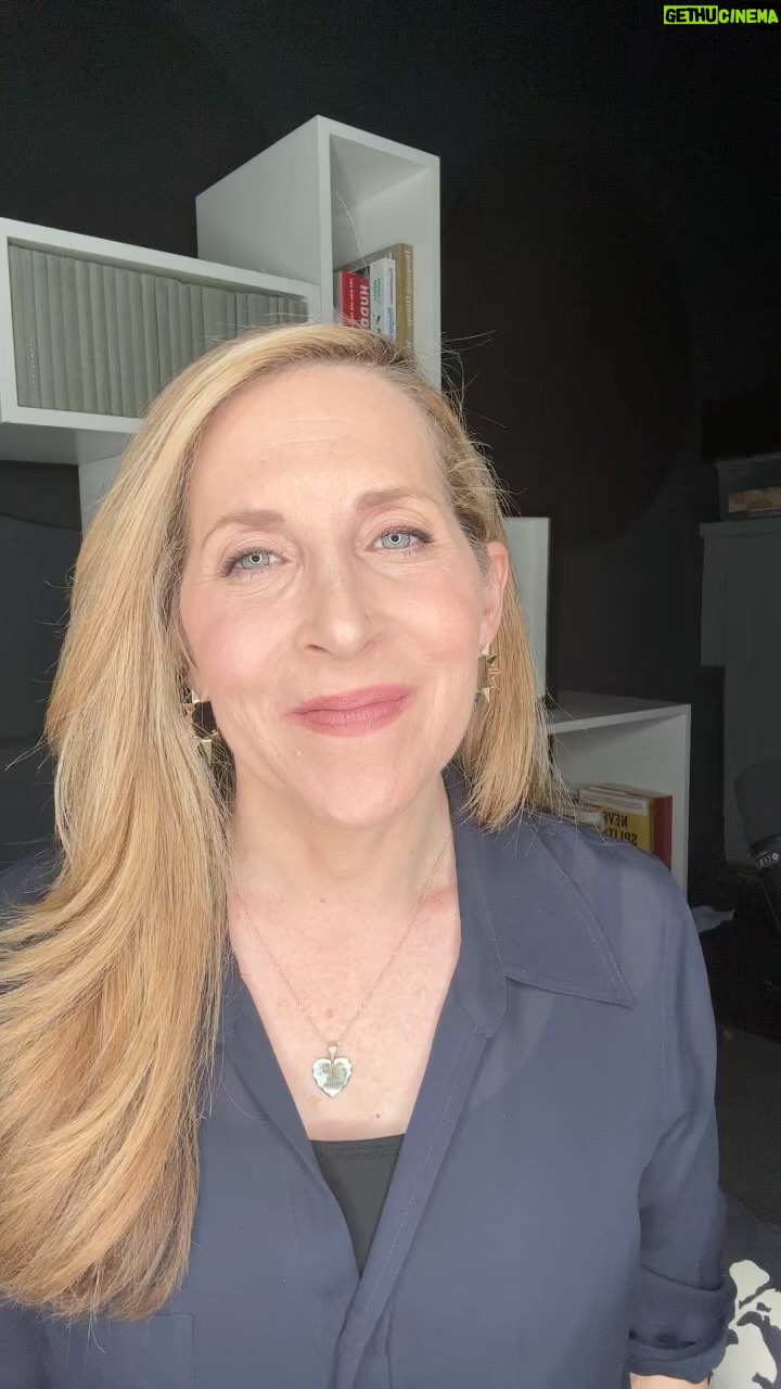 Jessica Yellin - 17.4K Likes - Here’s my quick breakdown of the Harris/Trump debate.
Usually I can find strong and weak points on each side. Not tonight. It was lopsided showing. And I’m not alone in that assessment. Watch the video for details.
What did you think? What was the big moment of the debate in your mind? Share your take in comments!