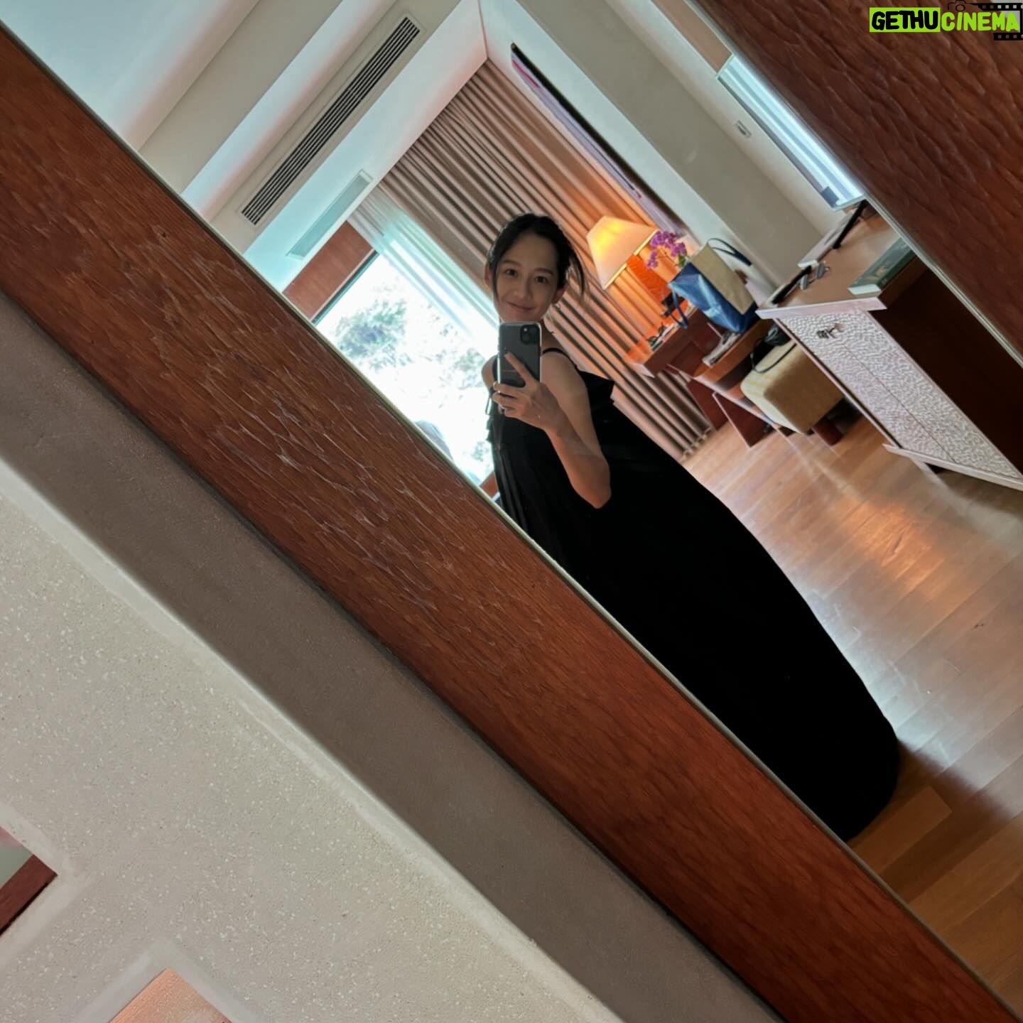 Jian Man-shu - 8.4K Likes - 排汗日💦
好久沒泡湯,10分鐘就大冒汗。
泡湯完的晚上超級好睡🩵
@kew_studio_tw