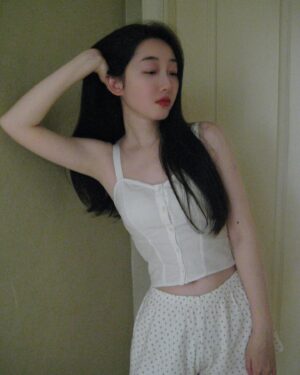 Jiang Mengjie Instagram - 