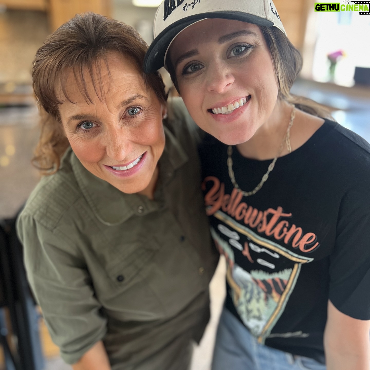 Jinger Vuolo - 167.9K Likes - We celebrated the happy couple @janamduggar & @stephenwissmann, enjoyed lots of sweet time with family and friends & ate lots of delicious food. Until next time AR! ❤️