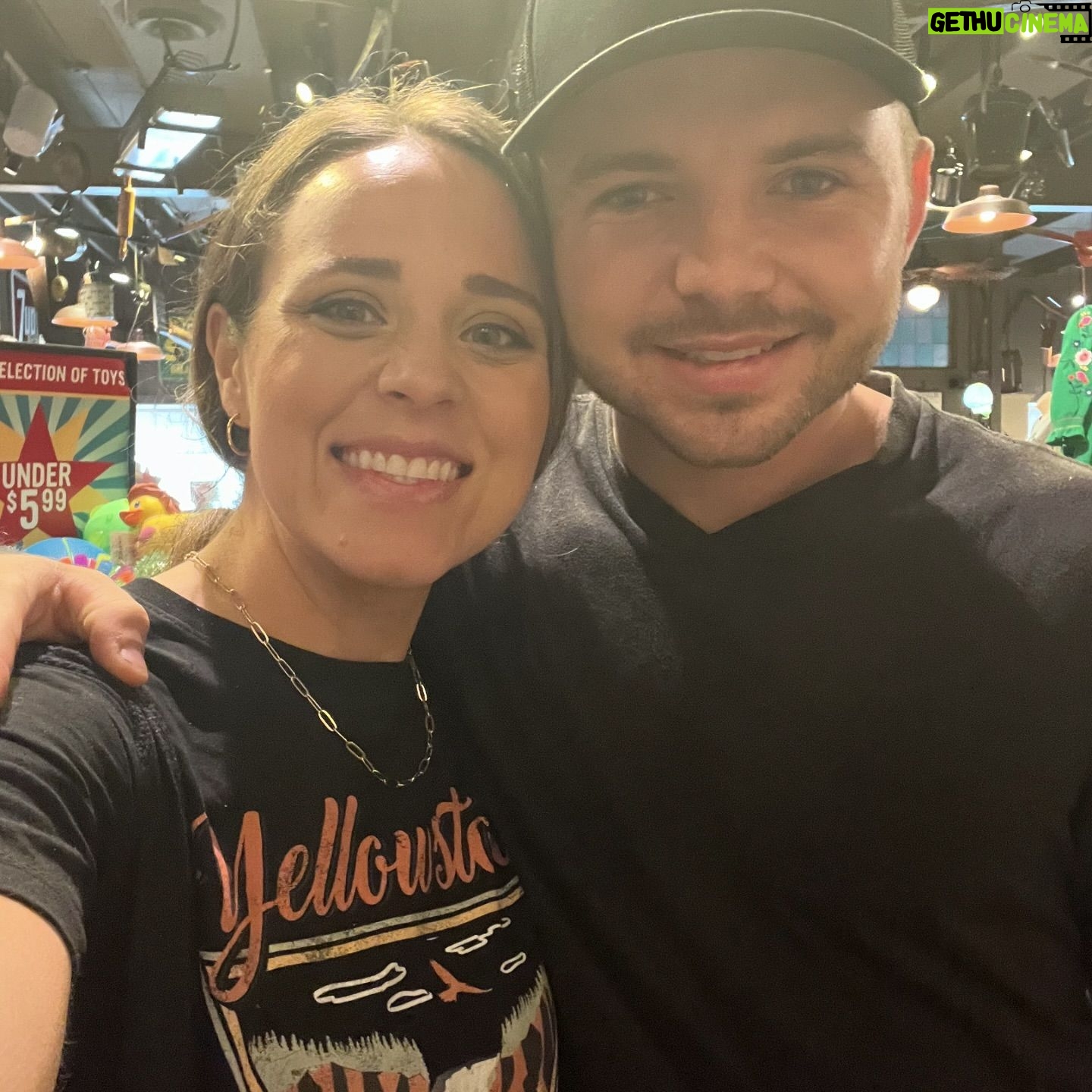 Jinger Vuolo - 167.9K Likes - We celebrated the happy couple @janamduggar & @stephenwissmann, enjoyed lots of sweet time with family and friends & ate lots of delicious food. Until next time AR! ❤️
