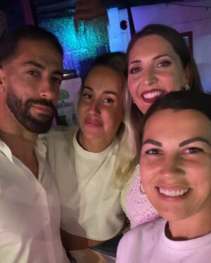 Joana Araújo Instagram - Quem desse lado tem memórias no @mundetfactory 

Eu já tenho umas quantas 🥂 @mastermacedo