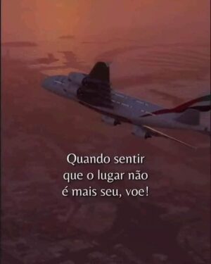 Joana Araújo Instagram - Soltar, deixar voar… o espírito, a mente e o coração. Não há nada melhor do que uma semana leve e cheia de bons momentos alegres! 
.
A paisagem da última foto 😍