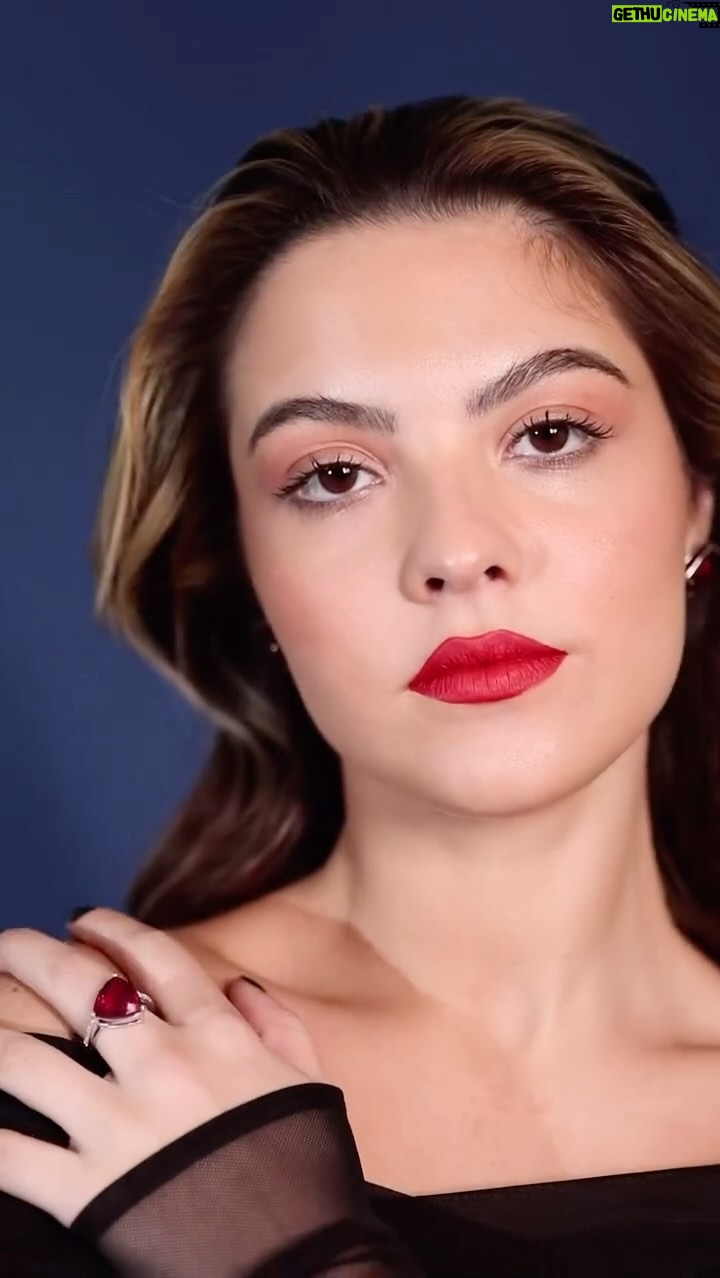 Júlia Gomes - 3 Likes - Quando o brilho encontra a sofisticação, nasce algo icônico.
Bruno Gioia traduz a sua essência em joias que marcam presença. ✨
@brunogioia_ @iconic.ag
@julinhagomes
@renatakuerten
@santana_raissa
@schynaider
@babibeluco
@gabisilvarolli
@giuarcuri