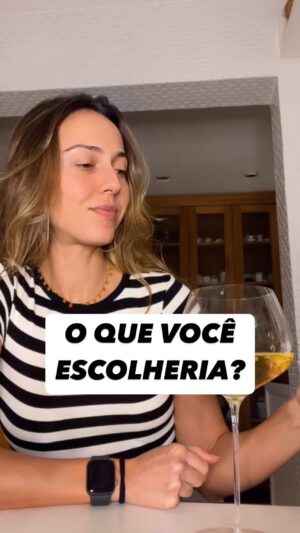 Júlia Mendes Instagram - Qual seria a sua escolha, me conta? Tô curiosa 😎