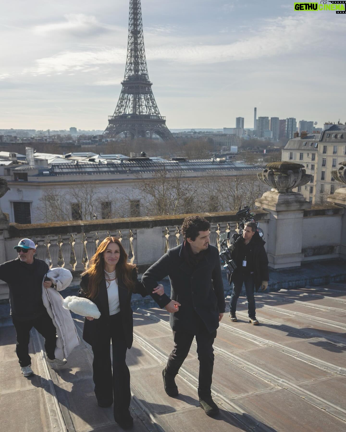 Julia Roberts - 387.3K Likes - Strolling French rooftops with the incredible Damien Chazelle 🤩 and a luxury hot water bottle 🤓. BTS for @lancomeofficial