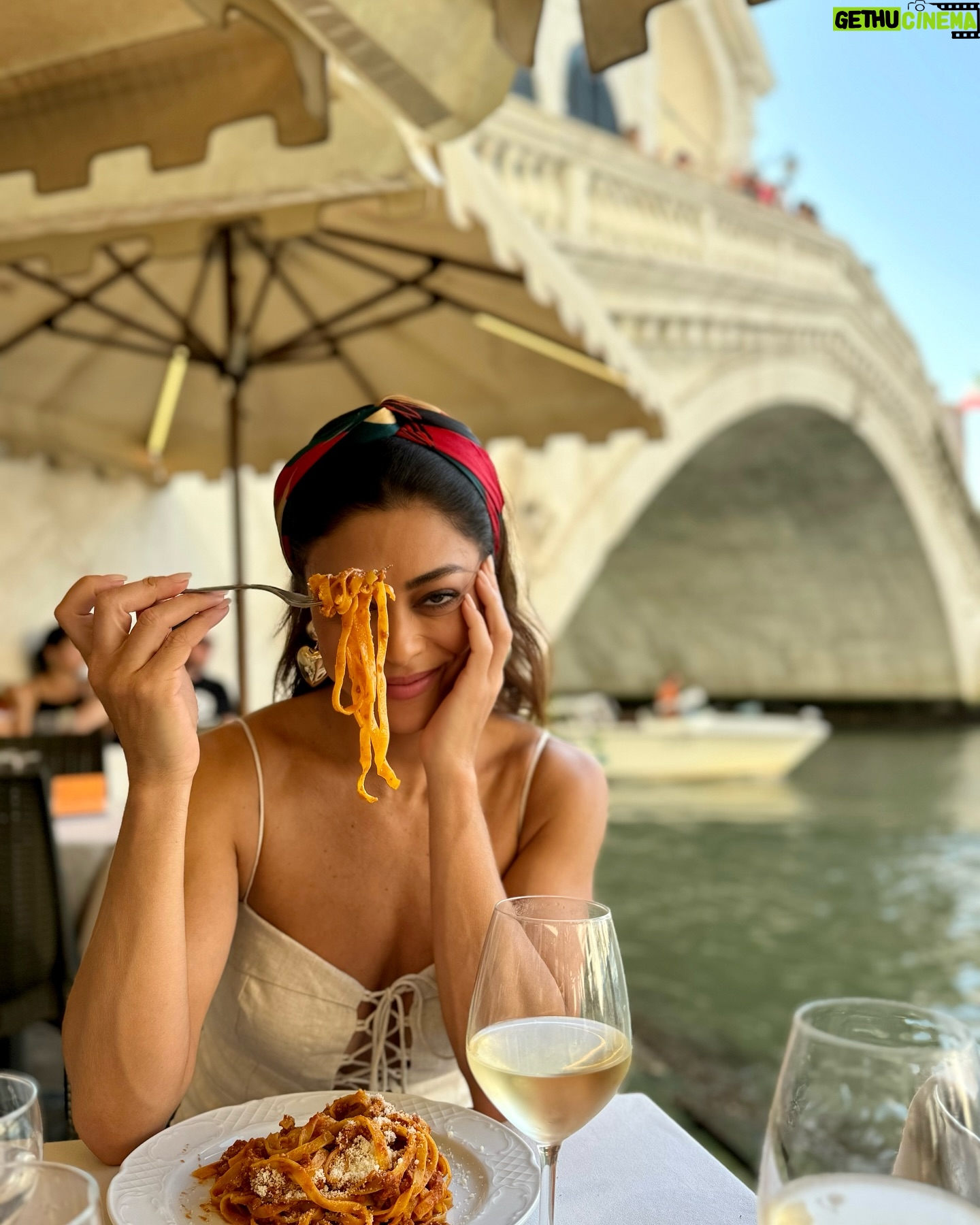 Juliana Paes - 487.6K Likes - Venezia ♥️🍝