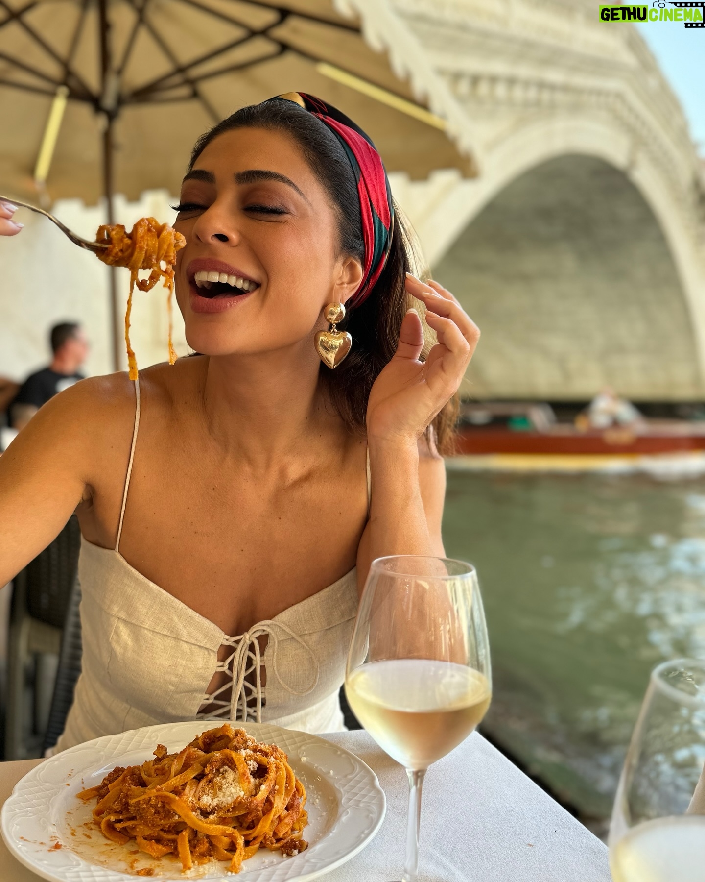 Juliana Paes - 487.6K Likes - Venezia ♥️🍝