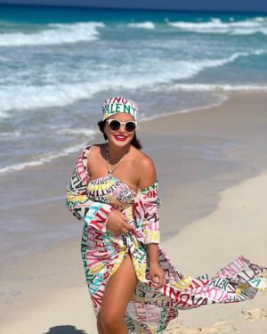 Jumana Murad Instagram - Sunkissed and beach-bound 🌊
#jumanamurad