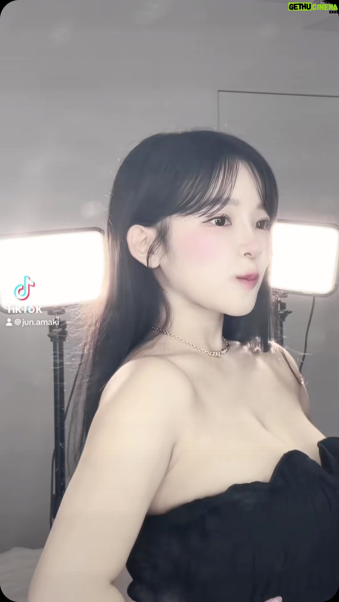 Jun Amaki - 25.6K Likes - 🖤🖤🖤
