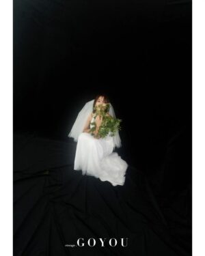 Jung Yoo-min Instagram - 👰🏻💕💐

Studio @studio.goyou
Dress @leeseungjin_official
Hair&Makeup @doheeeee_ @joseon___ @g__medal
Film @odayo_official
Flower @olorflower
Planner @joohee.ple @verygoodwedding