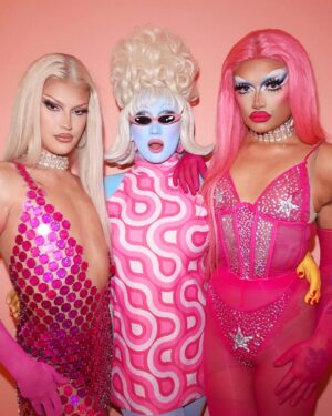 Juno Birch Instagram - Just with the human pink pony humans 💕💕💕💕