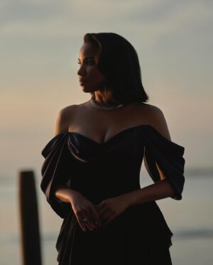 Jurnee Smollett Instagram - Honored to wear this stunning custom creation by the brilliant @nicolasghesquiere of @louisvuitton, with Louis Vuitton high jewelry by @francescaamfitheatrof. And a huge thank you to @virgile.guinard for capturing these moments in Venice so beautifully. ✨

Styling: @sweetbabyjamie
Hair: @lukepluckrose
Makeup: @chykapuka

#VeniceFilmFestival #LouisVuitton #TheOrder