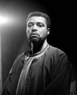 Jurnee Smollett Instagram - Today we lost a giant. James Earl Jones was more than a legendary actor - he was a voice that carried strength, dignity, and grace. From his iconic roles to his profound impact on the arts, he paved the way for so many of us. His legacy will continue to inspire generations. Rest in power, King 🖤 #JamesEarlJones

📷: Carl Van Vechten / CBS via Getty / ABC Photo Archives/Disney General Entertainment Content via Getty / Amazon Studios