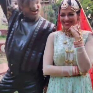 Jyoti Gauba Instagram - Dancing to the rhythm of Natwarlal with my co-star! 💃🎵 
Who else loves this classic Bollywood vibe?
 
@raakeshmaudgal
#BollywoodDance #NatwarlalGrooves #CoStarGoals #ReelMagic #DanceWithUs #BollywoodBeats #ReelFun #DanceVibes#imliefans
#imliehotstar#starplus
#hotstarspecials #hotstar