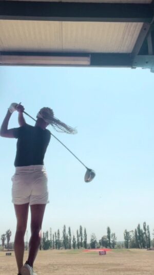 K.D. Aubert Instagram - ⛳️Sometimes you just have to dance! 😄⛳️ @golfdevalgarde #GolfGirlSummer #Golf #golfswing
