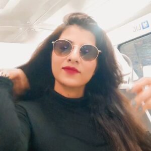 Kanak Yadav Instagram - sajne savarne ki jarurat hai kya 

#kanakyadav #kanakactress #कनकयादव #कनक_यादव #reels #viral #trending #love #explore #fyp