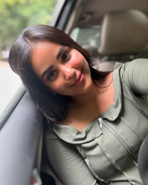 Kanmani Manoharan Instagram - #kanmanimanoharan✨
