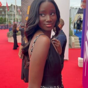 Karidja Touré Instagram - @deauvilleus Cérémonie d’ouverture !
Jury révélation 2024 🫶🏾

@omega ⌚️
@chanelofficial 👗💎
@expert_denilsonpedro.11 💇🏾‍♀️
@romaindurandhair 💇🏾‍♀️
@ginger_9_nails 💅🏾
@souk_and_pix 📸
@mathieuplt 📸
@hugotoucas 🧵
@bbr.image ♥️
@lenormandy.barriere 
#Lenormandy.barriere
#Barrieremoments
@patyschiff 💎
