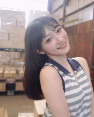 Karin Miyamoto Instagram - ♡

大きな駄菓子屋さんに行ってきた🍫

駄菓子写真はまた載せるね😂

#駄菓子
#駄菓子屋さん