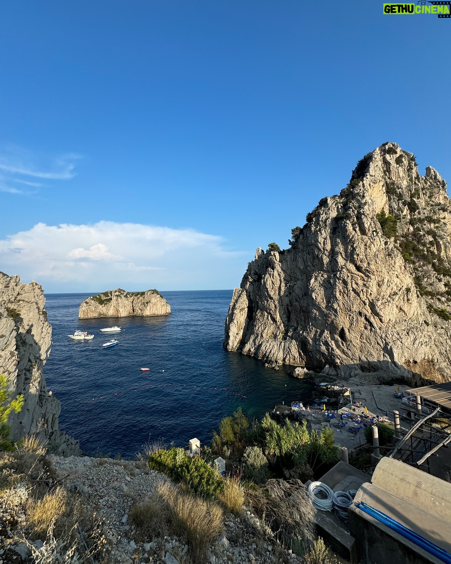 Karolína Kokešová - 3.1K Likes - When life gives you lemons, make lemonade 😜🍋☀️ #capri #italy